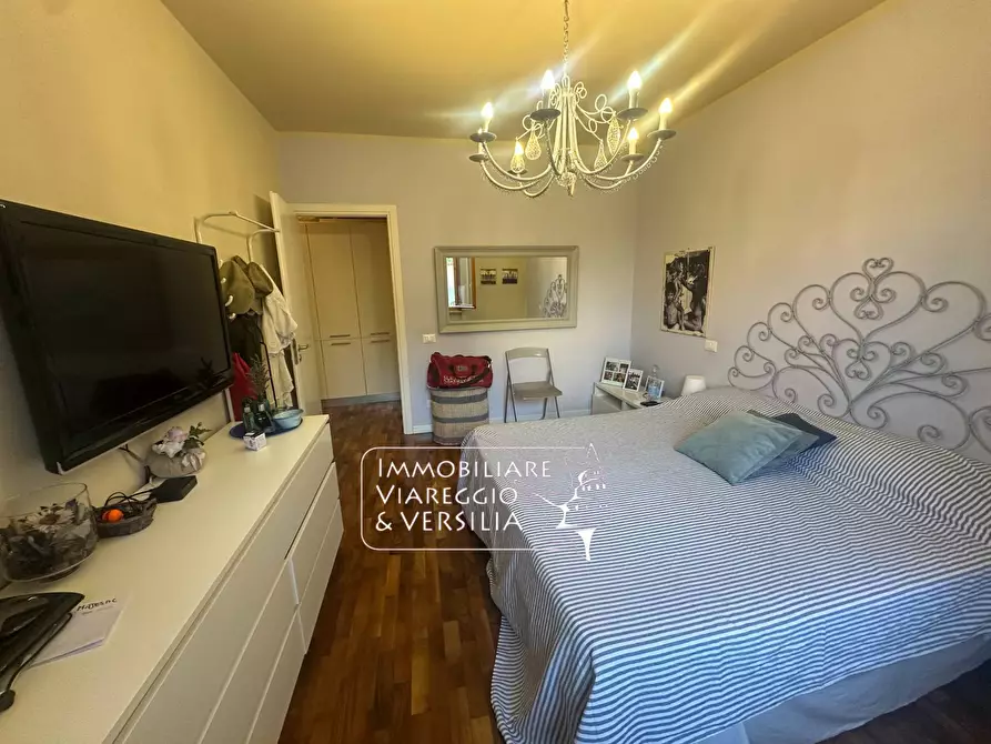 Immagine 2 di Appartamento in affitto  in via Vittorio Veneto 79 a Viareggio