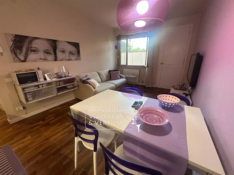 Immagine 15 di Appartamento in affitto  in via Vittorio Veneto 79 a Viareggio