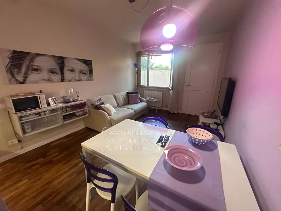 Immagine 16 di Appartamento in affitto  in via Vittorio Veneto 79 a Viareggio