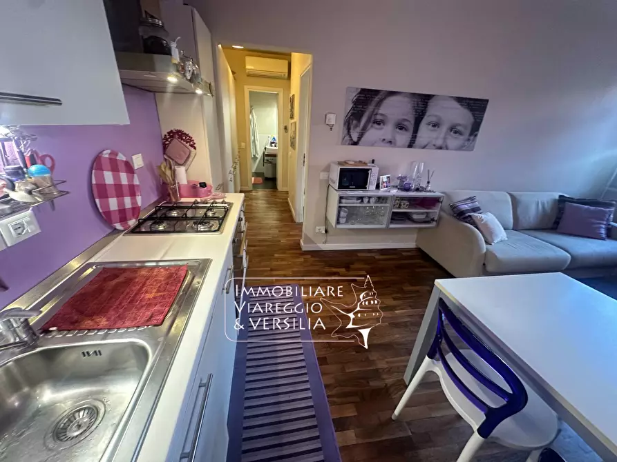 Immagine 17 di Appartamento in affitto  in via Vittorio Veneto 79 a Viareggio