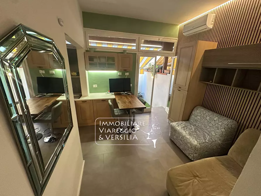 Immagine 6 di Casa indipendente in affitto  in via Aurelia 78 a Viareggio