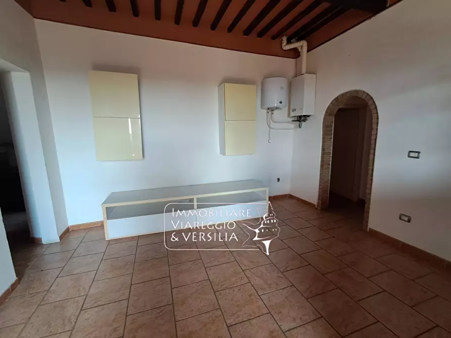 Immagine 18 di Appartamento in vendita  in via del Castello 37 a Viareggio