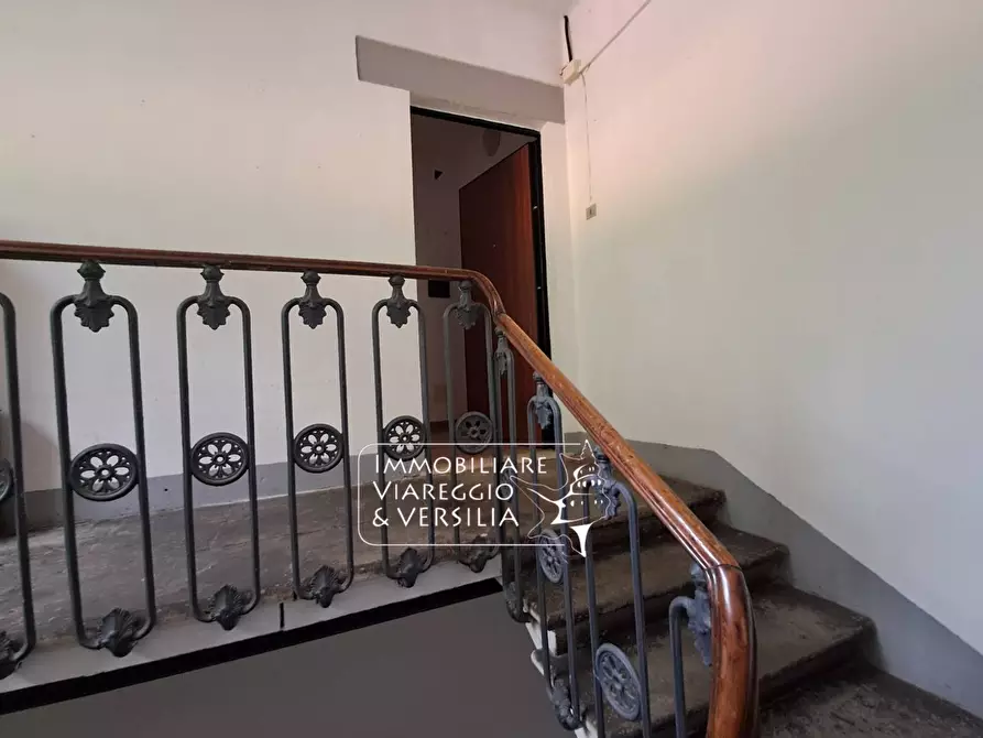 Immagine 23 di Appartamento in vendita  in via del Castello 37 a Viareggio