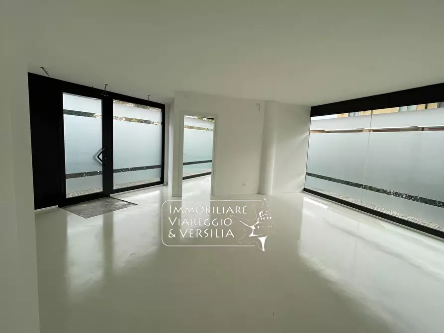 Immagine 8 di Ufficio in vendita  in via Farabola est 10 a Viareggio