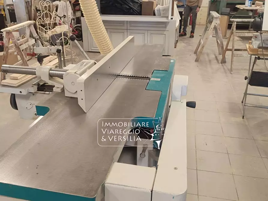 Immagine 4 di Magazzino in affitto  in via di Montramito 200 a Massarosa