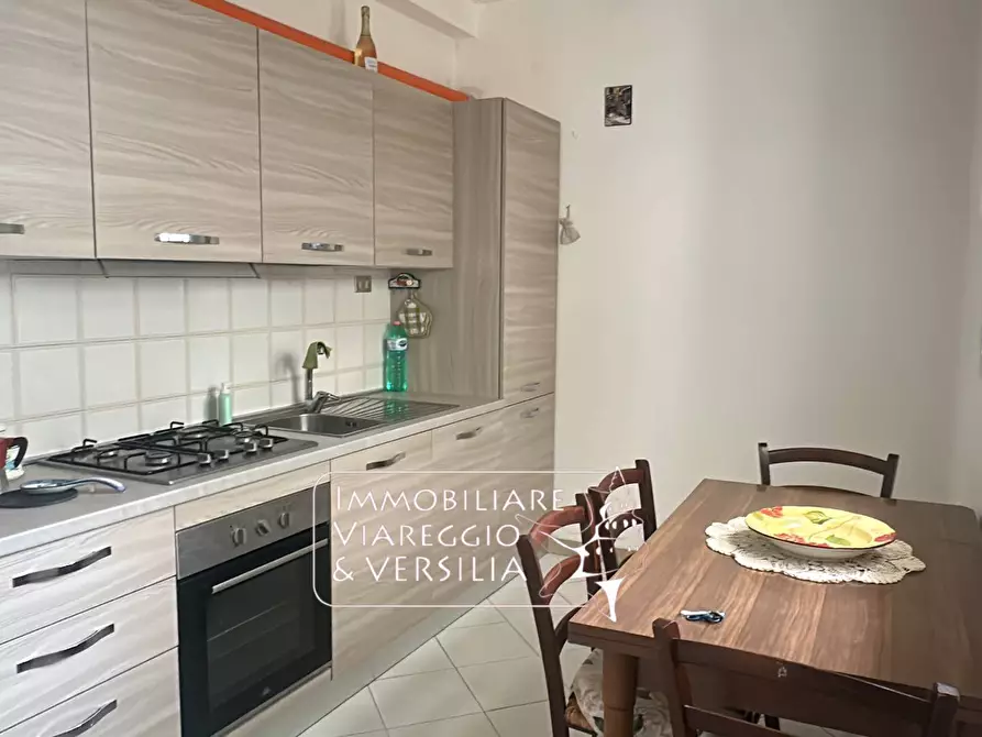 Immagine 13 di Casa indipendente in affitto  in via Battisti 180 a Viareggio