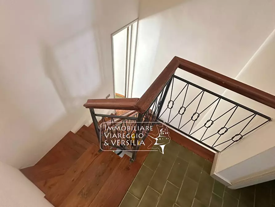 Immagine 26 di Casa indipendente in affitto  in via Battisti 180 a Viareggio