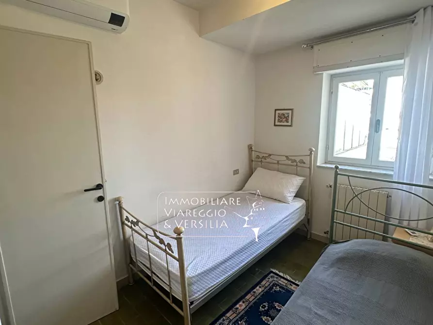 Immagine 30 di Casa indipendente in affitto  in via Battisti 180 a Viareggio
