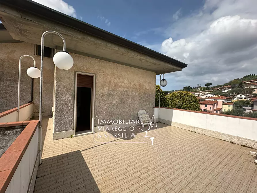 Immagine 4 di Albergo/B&B/Residence in vendita  in via delle Sezioni a Massarosa