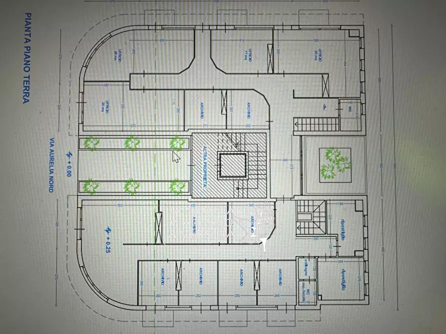 Immagine 10 di Locale commerciale in affitto  in via Fratelli Cervi 100 a Viareggio