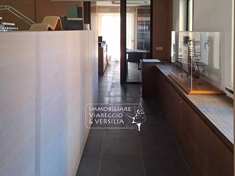 Immagine 4 di Ufficio in affitto  in via Paolo Savi a Viareggio