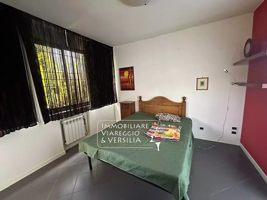 Immagine 10 di Magazzino in vendita  in via dei Metalmeccanici a Camaiore