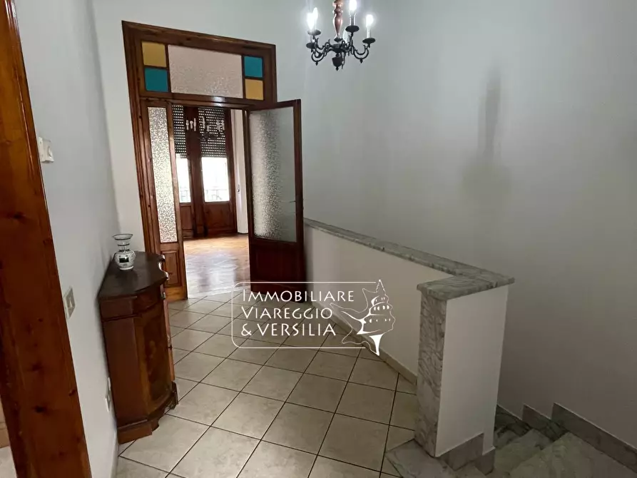 Immagine 3 di Appartamento in affitto  in Via Mazzini 280 a Viareggio