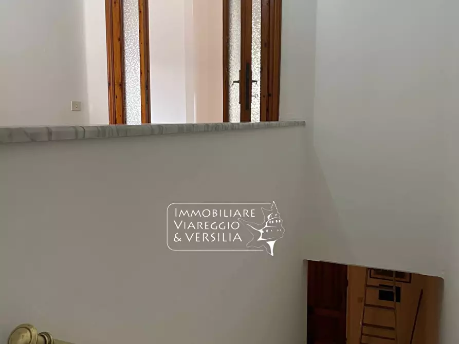 Immagine 13 di Appartamento in affitto  in Via Mazzini 280 a Viareggio