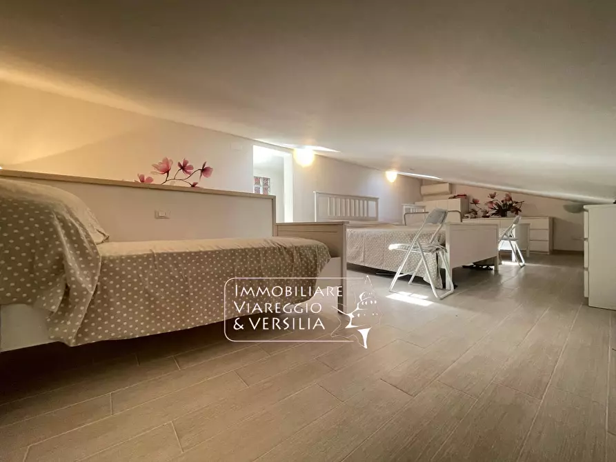 Immagine 9 di Appartamento in vendita  in via san Francesco 103 a Viareggio