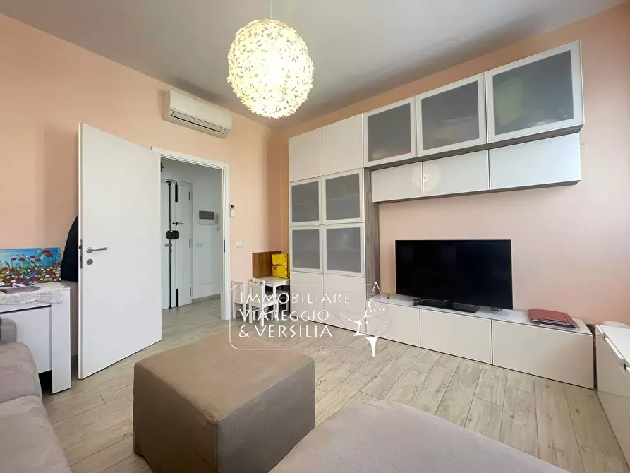 Immagine 2 di Appartamento in vendita  in via san Francesco 103 a Viareggio