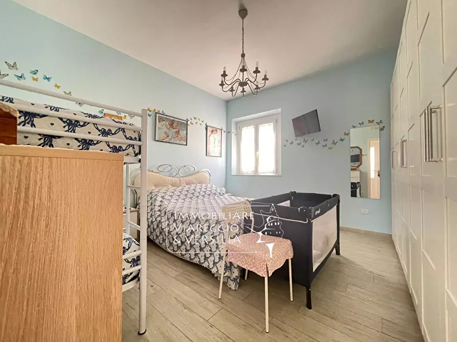 Immagine 4 di Appartamento in vendita  in via san Francesco 103 a Viareggio