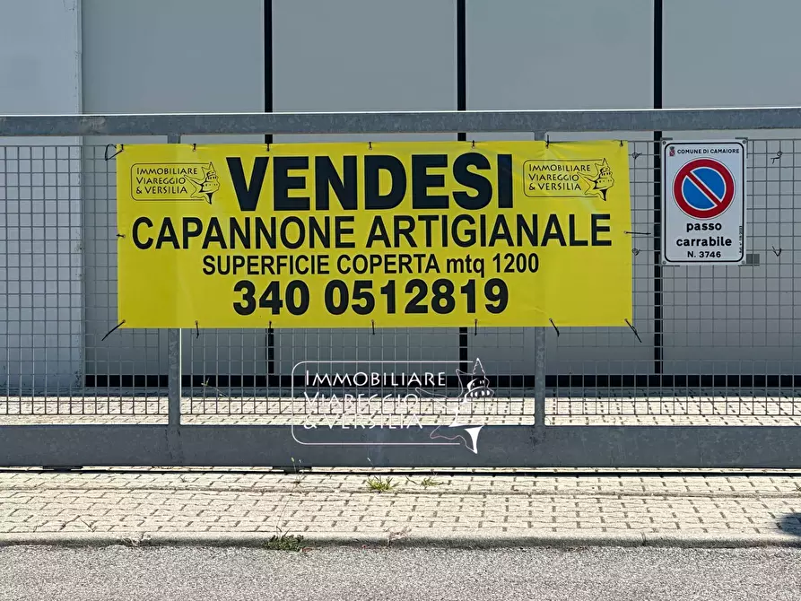 Immagine 5 di Magazzino in vendita  in via dei Carpentieri 5 a Camaiore