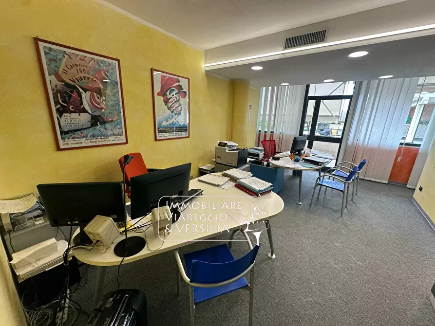 Immagine 5 di Ufficio in vendita  in via di Montramito 100 a Viareggio