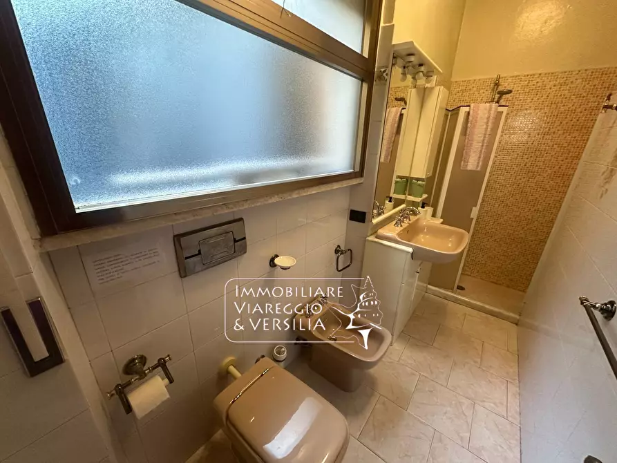 Immagine 18 di Casa semindipendente in vendita  in via Oberdan 15 a Viareggio