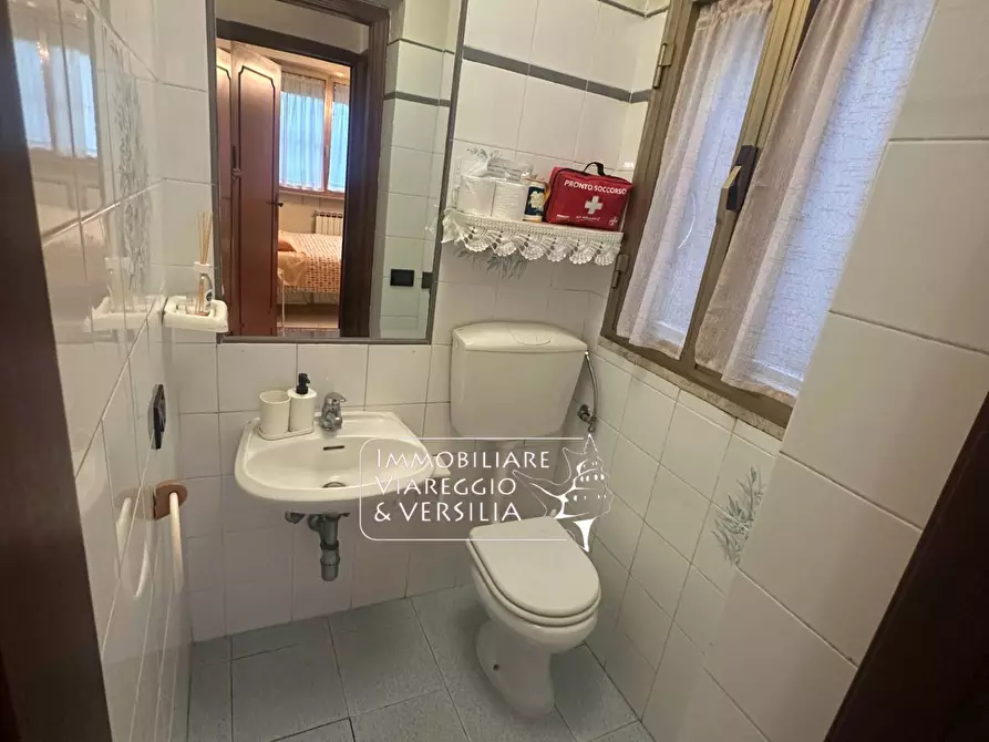 Immagine 19 di Casa semindipendente in vendita  in via Oberdan 15 a Viareggio