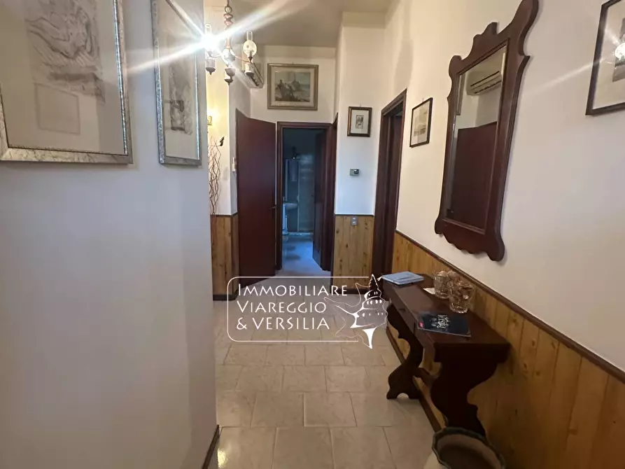 Immagine 31 di Casa semindipendente in vendita  in via Oberdan 15 a Viareggio
