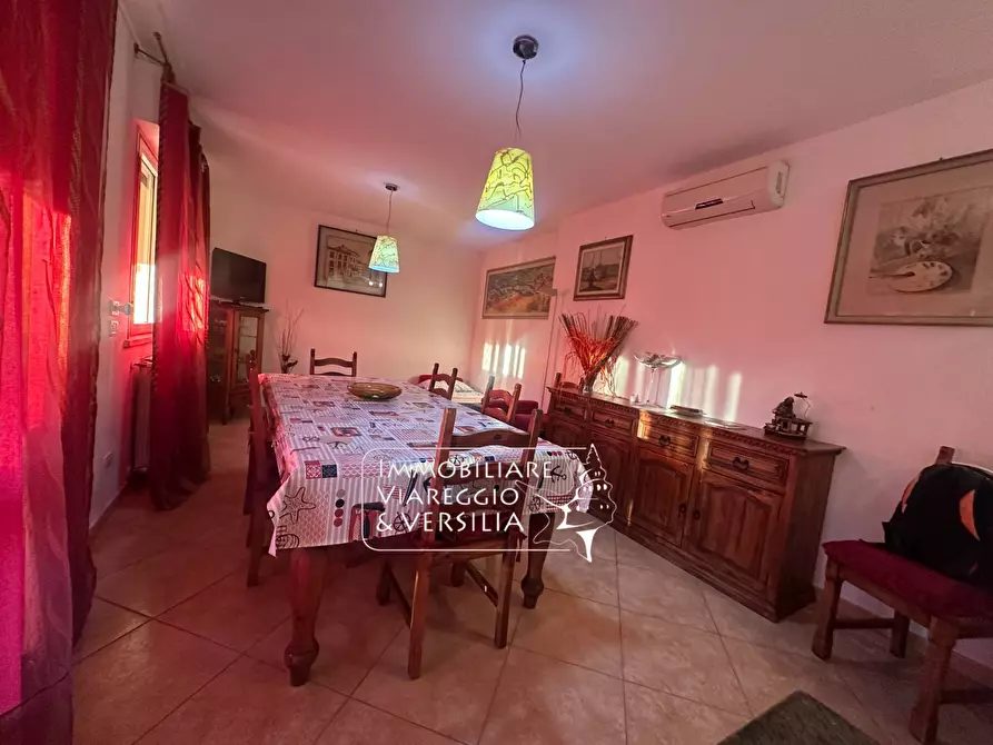 Immagine 63 di Casa semindipendente in vendita  in via Oberdan 15 a Viareggio