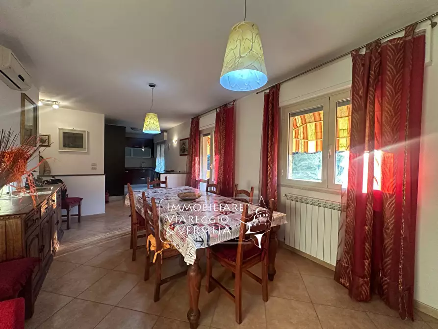 Immagine 64 di Casa semindipendente in vendita  in via Oberdan 15 a Viareggio