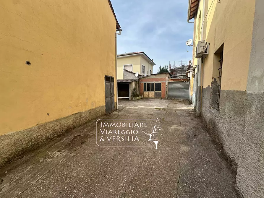 Immagine 13 di Appartamento in vendita  in via Dante Alighieri 130 a Fucecchio