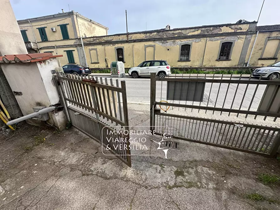 Immagine 5 di Box auto in vendita  in via Dante 130 a Fucecchio