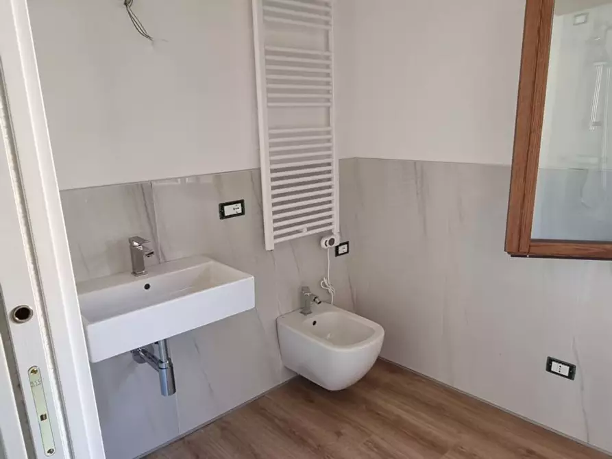 Immagine 22 di Appartamento in vendita  in a Venezia de la Testa a Venezia