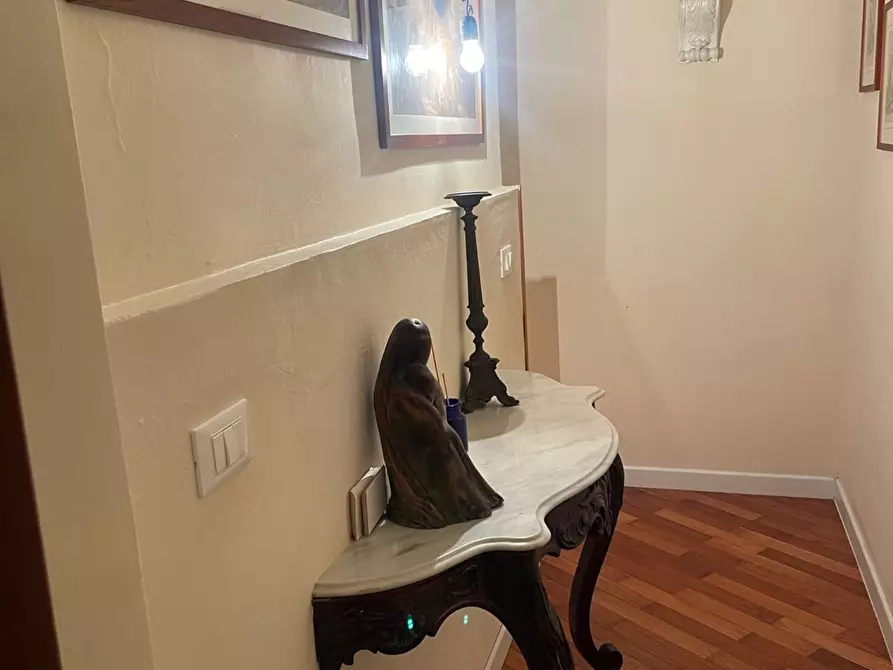 Immagine 2 di Appartamento in vendita  in Lista Vechia dei Bari a Venezia