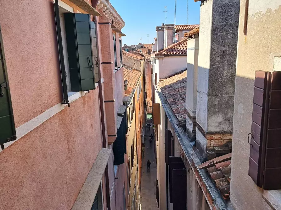 Immagine 46 di Appartamento in vendita  a Venezia
