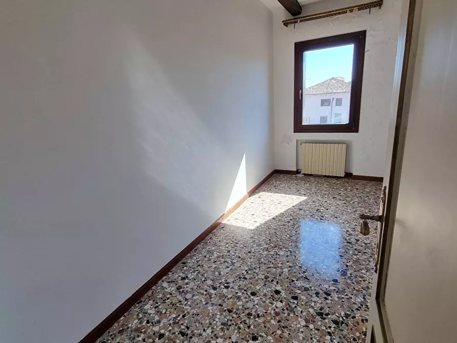 Immagine 7 di Appartamento in vendita  a Venezia