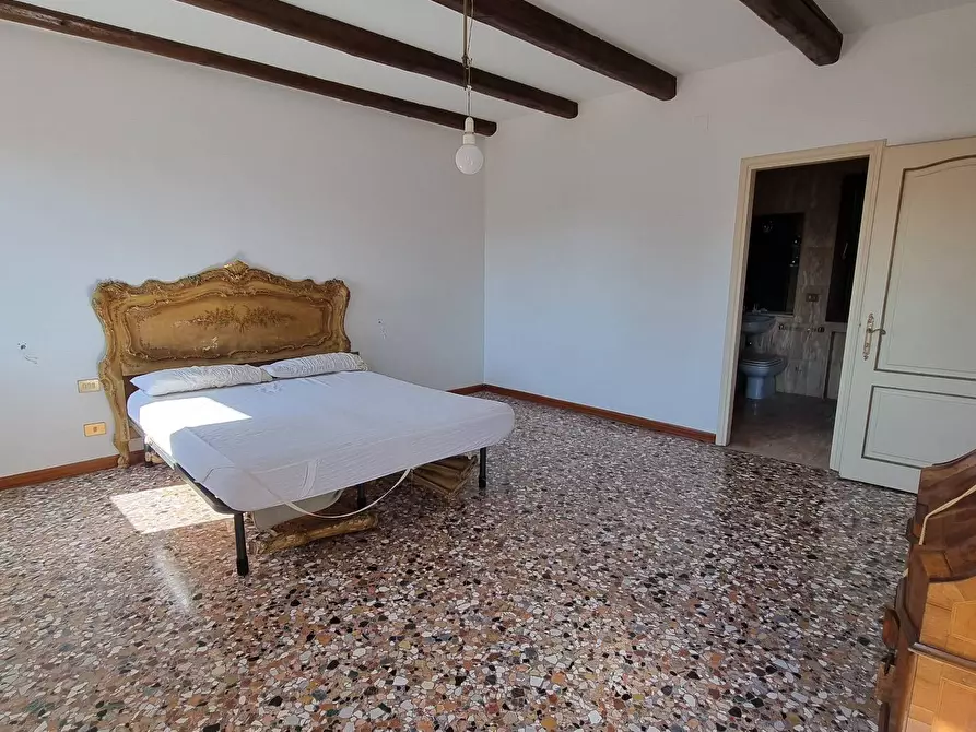 Immagine 27 di Appartamento in vendita  a Venezia