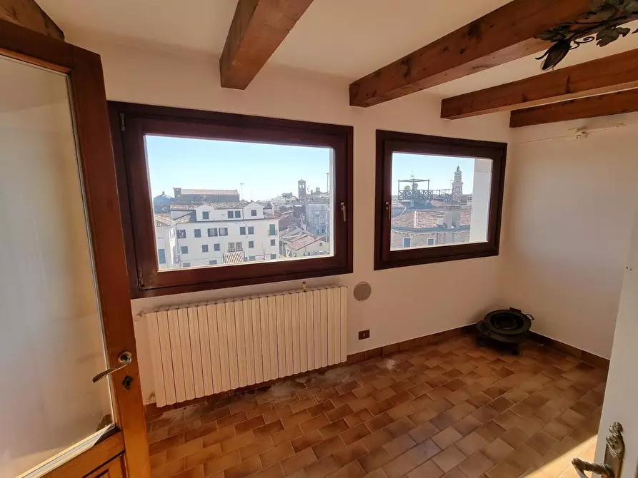 Immagine 55 di Appartamento in vendita  a Venezia