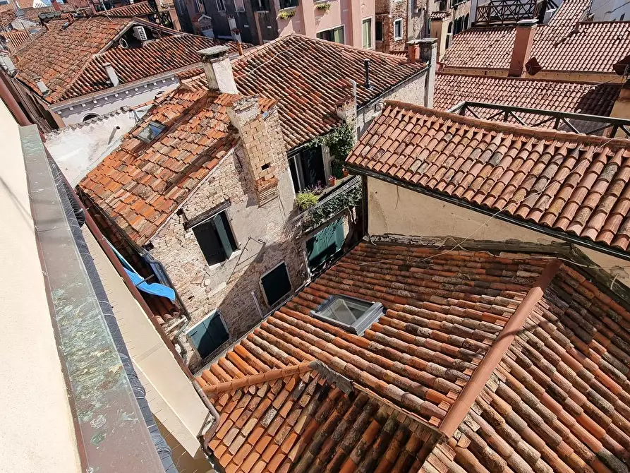 Immagine 57 di Appartamento in vendita  a Venezia