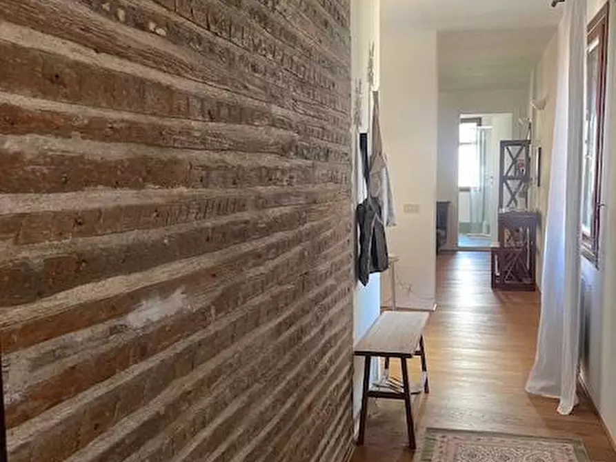 Immagine 4 di Appartamento in vendita  in arsenale a Venezia