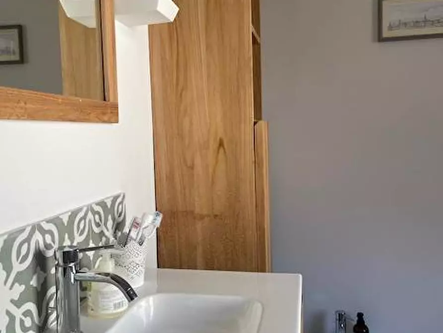 Immagine 11 di Appartamento in vendita  in arsenale a Venezia