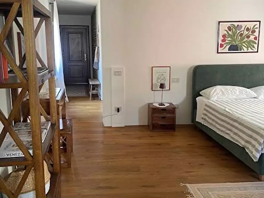 Immagine 1 di Appartamento in vendita  in arsenale a Venezia