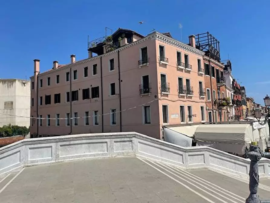 Immagine 23 di Appartamento in vendita  in arsenale a Venezia