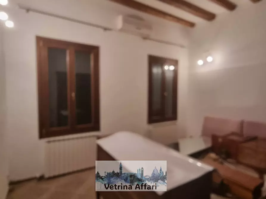 Immagine 9 di Appartamento in vendita  in ragusei a Venezia