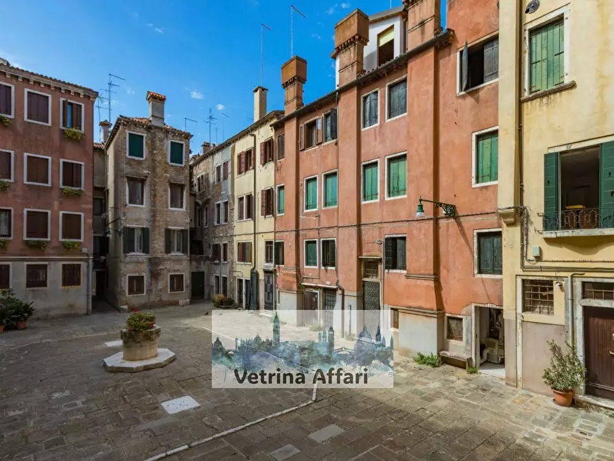 Immagine 10 di Appartamento in vendita  in san marco a Venezia