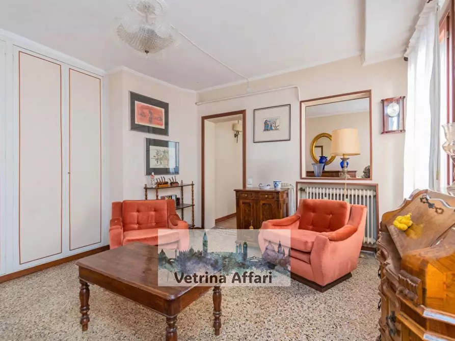 Immagine 11 di Appartamento in vendita  in san marco a Venezia