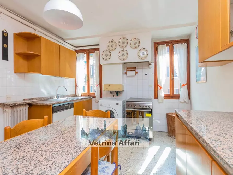 Immagine 18 di Appartamento in vendita  in san marco a Venezia