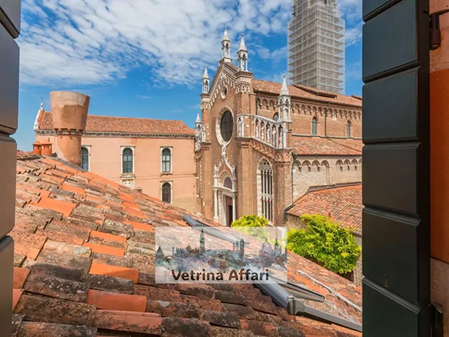 Immagine 13 di Appartamento in vendita  in Campo   Madonna Dell'orto a Venezia