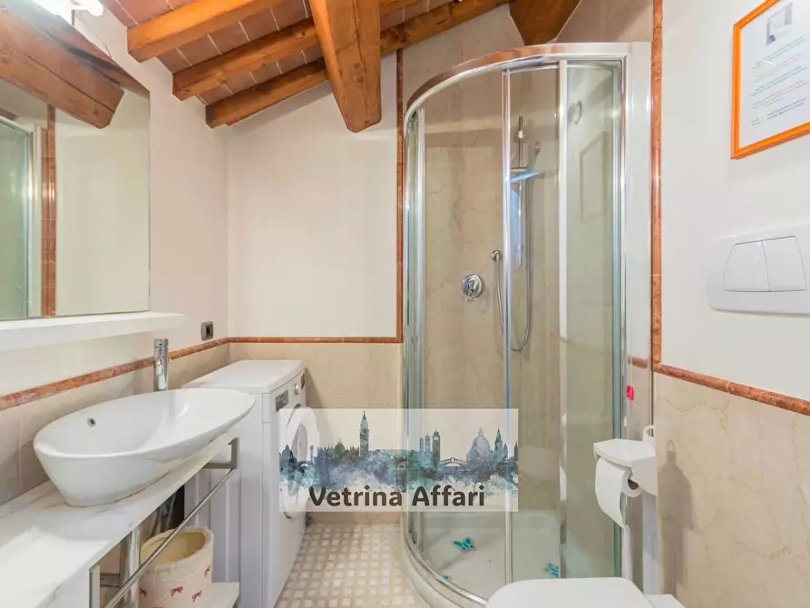 Immagine 19 di Appartamento in vendita  in Campo   Madonna Dell'orto a Venezia