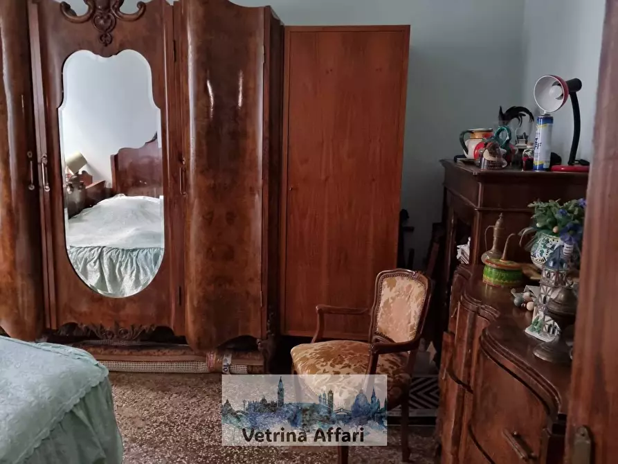 Immagine 3 di Appartamento in vendita  in dorsoduro a Venezia