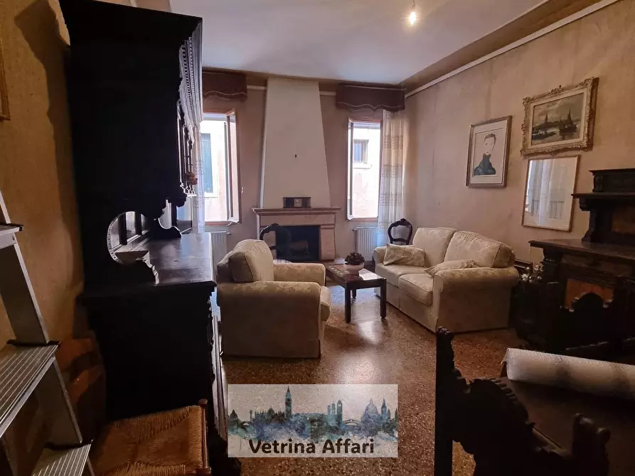 Immagine 14 di Appartamento in vendita  in dorsoduro a Venezia