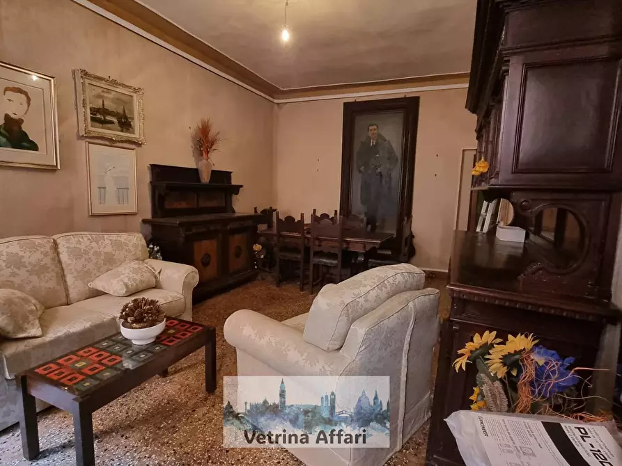 Immagine 16 di Appartamento in vendita  in dorsoduro a Venezia